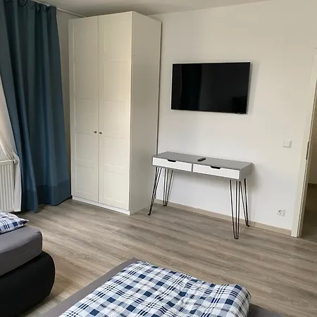 Modern 2 4 Beds Essen