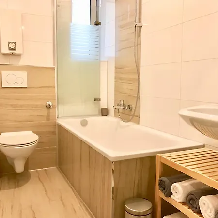 Apartment Modern 2 4 Beds